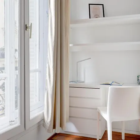 Apartment Le Marais & Place De La Republique - 3Br - Flat